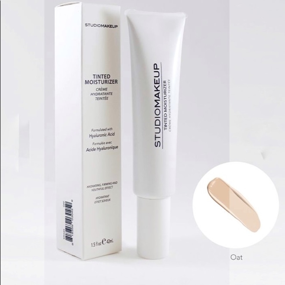 NWT STUDIOMAKEUP
Tinted Moisturizer
Oat